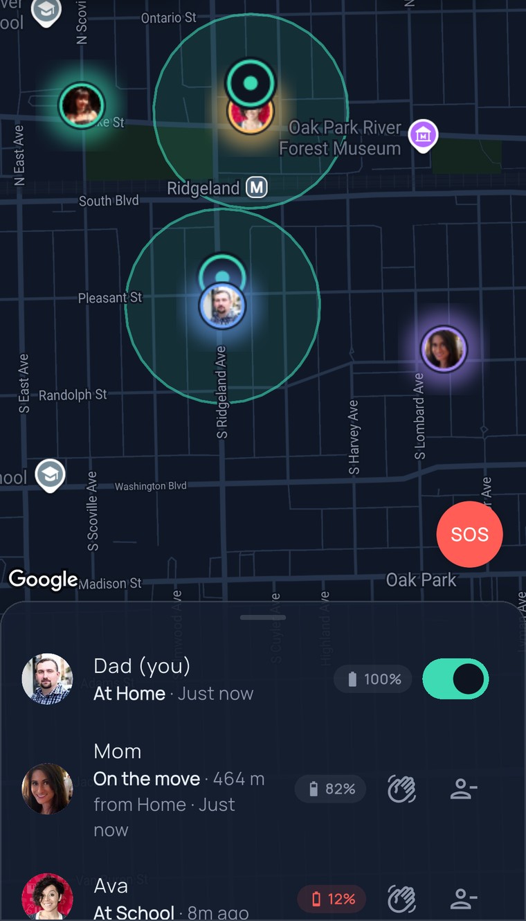 The FamilySeen family map in Oak Park — Dad, Mom, Ava and Grandma’s photos, with battery pills in the list below and Ava’s at 12% in red